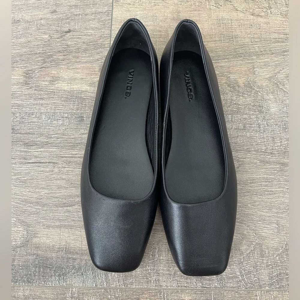 Vince Classic Black Leather Loafers - Picture 1 of 4